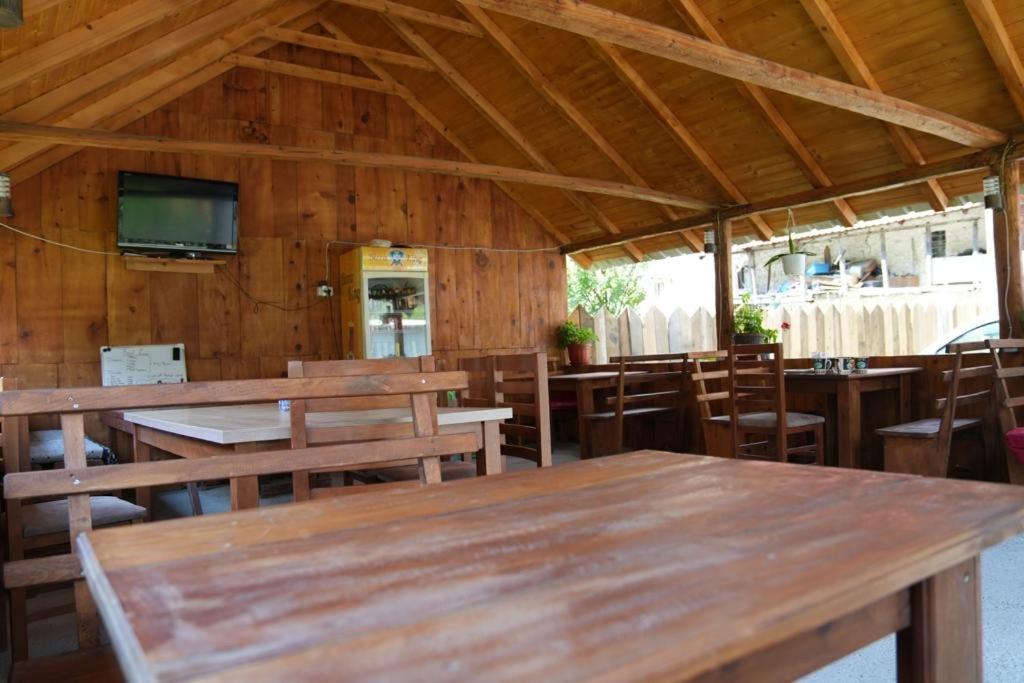 ולבונה Guesthouse Skender Selimaj מראה חיצוני תמונה