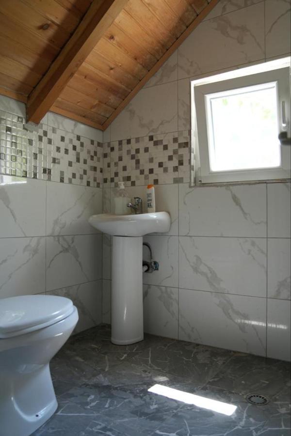 ולבונה Guesthouse Skender Selimaj מראה חיצוני תמונה