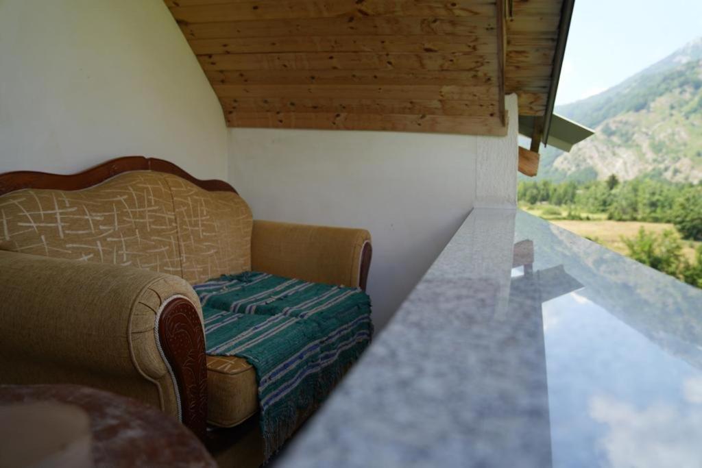 ולבונה Guesthouse Skender Selimaj מראה חיצוני תמונה